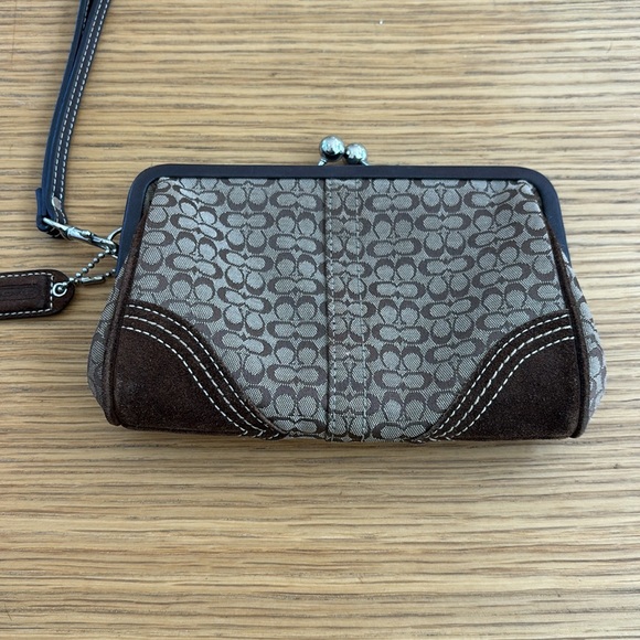 Coach Brown Kisslock Wristlet - Picture 6 of 10